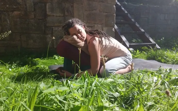 Restorativní jóga s Míšou Bucharovou